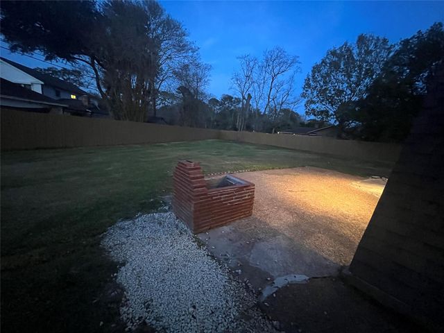 415 Shirleen Drive, Seabrook, TX 77586