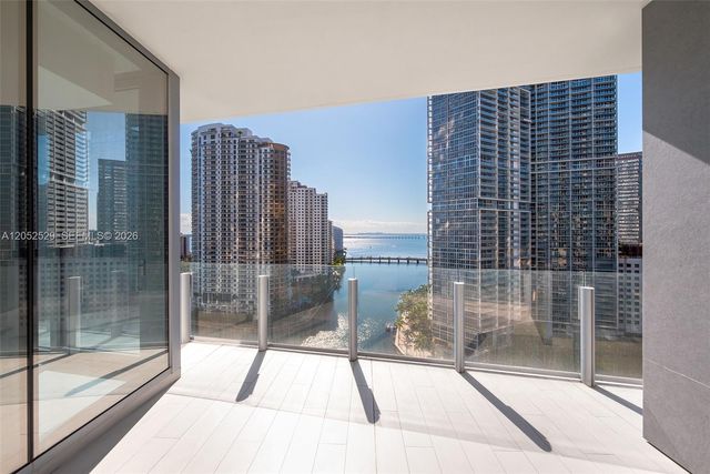 300 Biscayne Boulevard Way 1705W, Miami, FL 33131