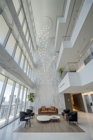 300 Biscayne Boulevard Way 1705W, Miami, FL 33131