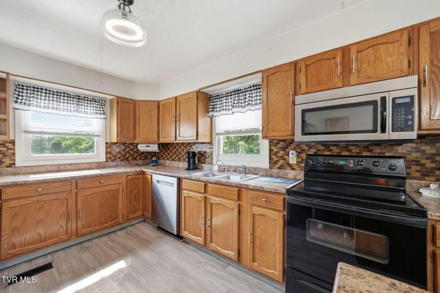 2641 Broad Street, Bristol, TN 37620