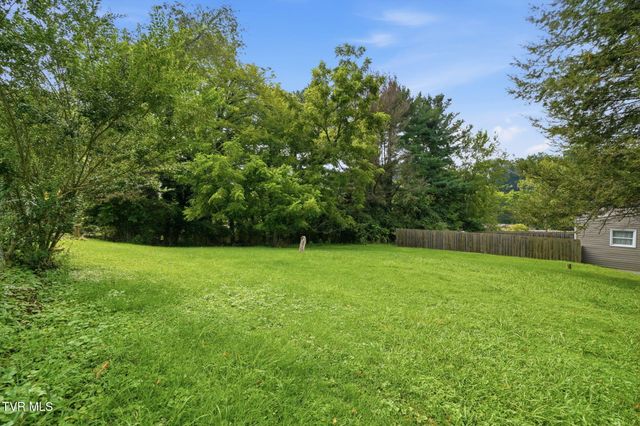 2641 Broad Street, Bristol, TN 37620