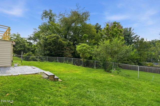 2641 Broad Street, Bristol, TN 37620