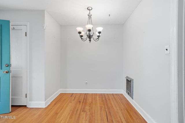 2641 Broad Street, Bristol, TN 37620