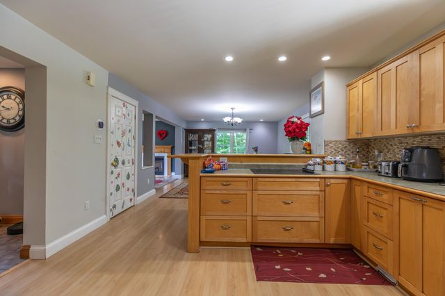 20 Wildwood Avenue, Claremont, NH 03743