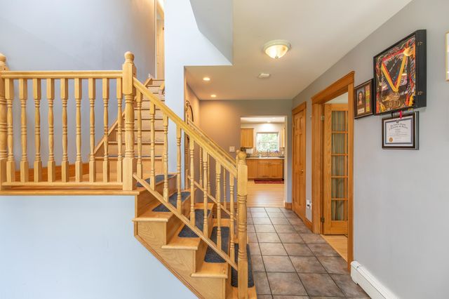 20 Wildwood Avenue, Claremont, NH 03743