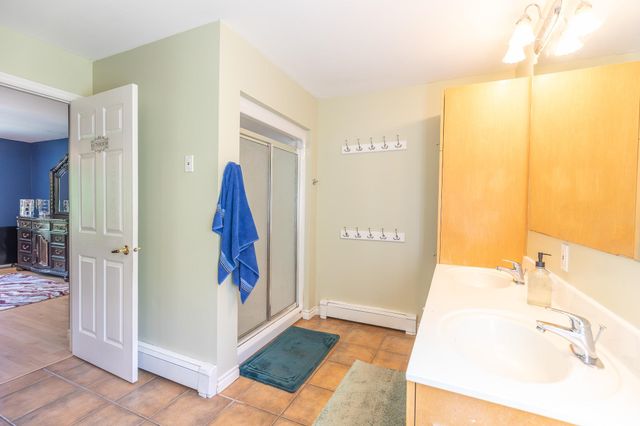 20 Wildwood Avenue, Claremont, NH 03743