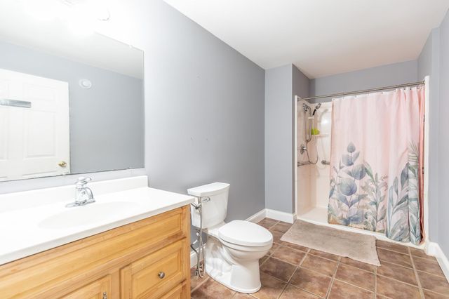 20 Wildwood Avenue, Claremont, NH 03743