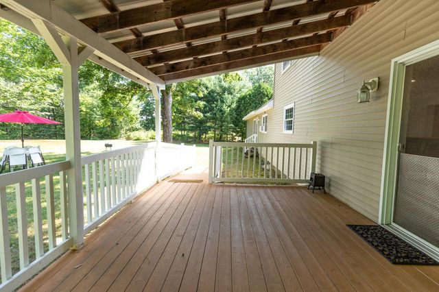 20 Wildwood Avenue, Claremont, NH 03743