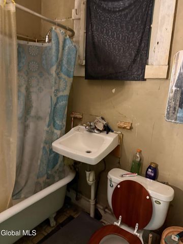 281 Sherman Street, Albany, NY 12206