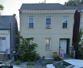 281 Sherman Street, Albany, NY 12206