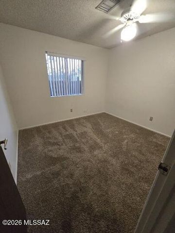 2784 N Columbus Boulevard, Tucson, AZ 85712