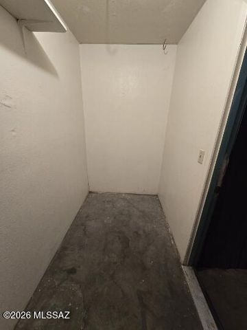 2784 N Columbus Boulevard, Tucson, AZ 85712