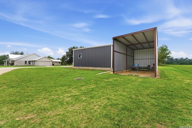 10210 S State Highway 123, Seguin, TX 78155