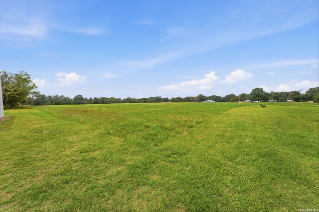 10210 S State Highway 123, Seguin, TX 78155