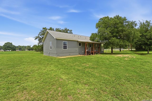 10210 S State Highway 123, Seguin, TX 78155