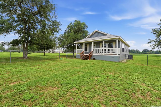 10210 S State Highway 123, Seguin, TX 78155