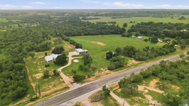10210 S State Highway 123, Seguin, TX 78155