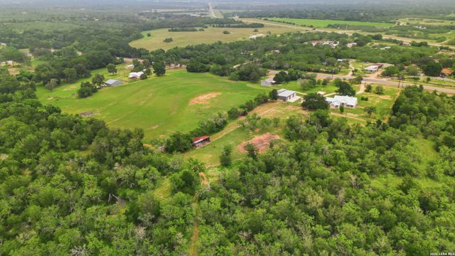 10210 S State Highway 123, Seguin, TX 78155