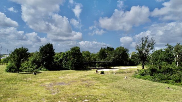 3208 Chene Rue Drive, Rosharon, TX 77583