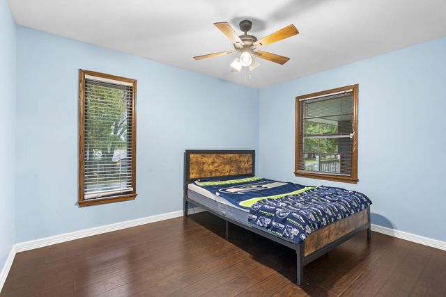 2207 Cardinal Street, Springfield, MO 65804