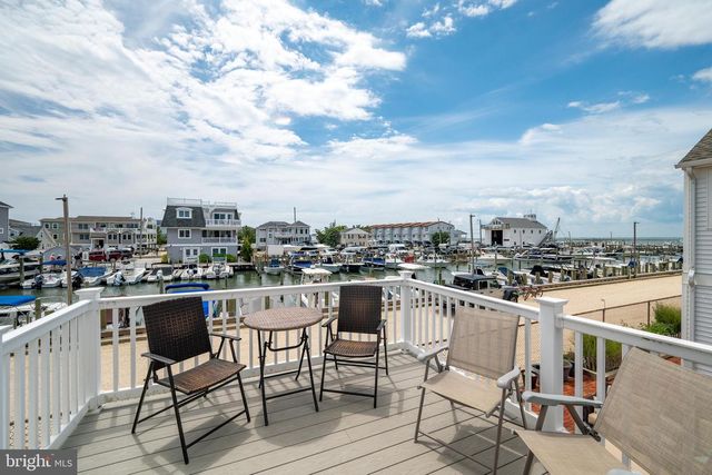 20 W SOUTH 33RD ST, Long Beach Township, NJ 08008