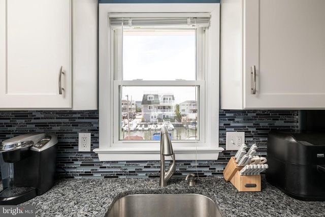 20 W SOUTH 33RD ST, Long Beach Township, NJ 08008