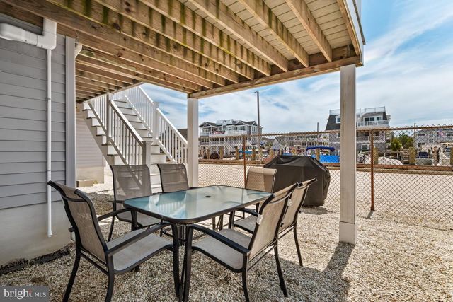 20 W SOUTH 33RD ST, Long Beach Township, NJ 08008