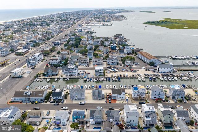 20 W SOUTH 33RD ST, Long Beach Township, NJ 08008