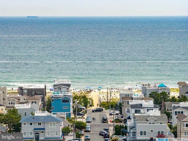20 W SOUTH 33RD ST, Long Beach Township, NJ 08008