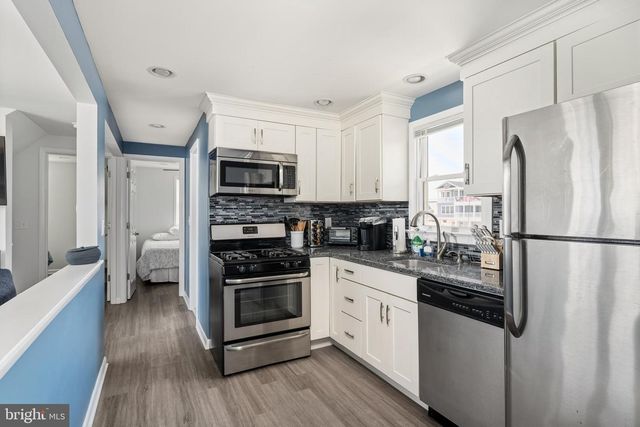 20 W SOUTH 33RD ST, Long Beach Township, NJ 08008