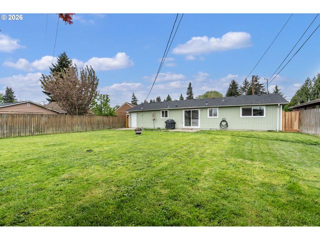 720 32ND Ave, Longview, WA 98632