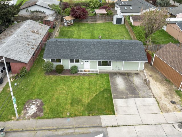 720 32ND Ave, Longview, WA 98632