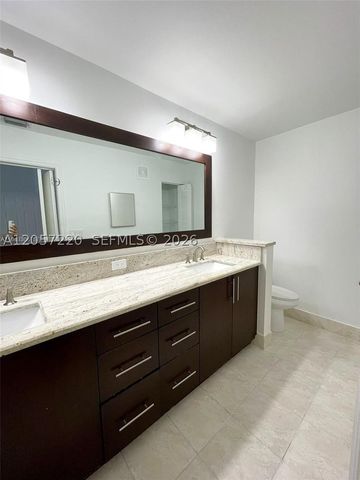 12162 SW 5th Ct, Pembroke Pines, FL 33025