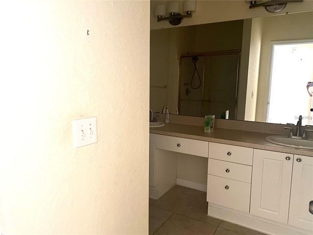 3325 S KIRKMAN ROAD 423, Orlando, FL 32811