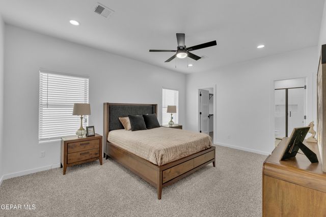 1200 Night Sky Street, Horizon City, TX 79928