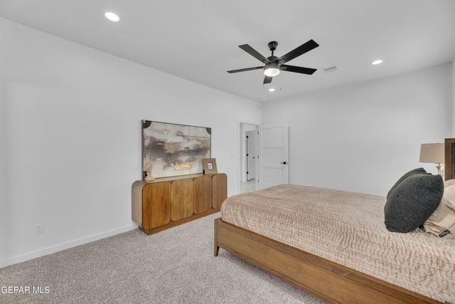 1200 Night Sky Street, Horizon City, TX 79928