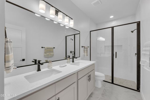 1200 Night Sky Street, Horizon City, TX 79928