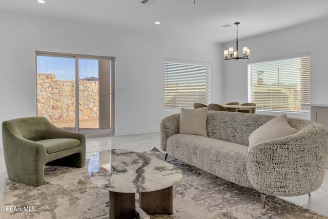 1200 Night Sky Street, Horizon City, TX 79928