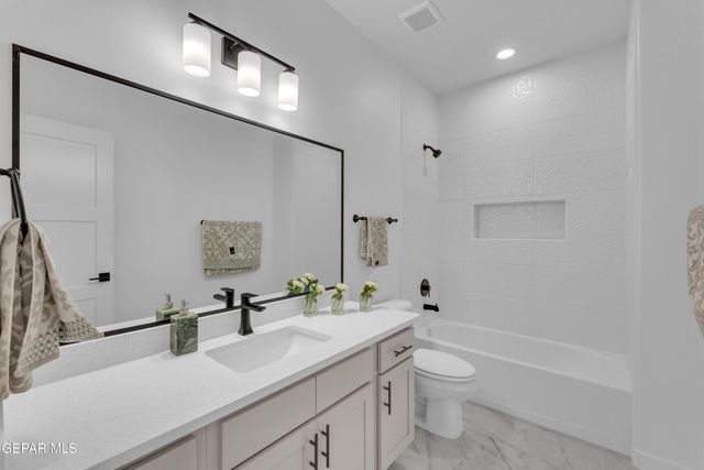 1200 Night Sky Street, Horizon City, TX 79928
