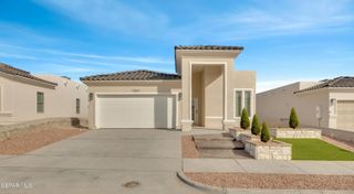 1200 Night Sky Street, Horizon City, TX 79928