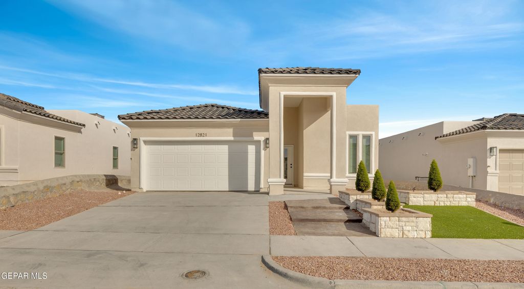 1200 Night Sky Street, Horizon City, TX 79928