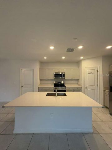 621 SAND PINE LANE, Haines City, FL 33844