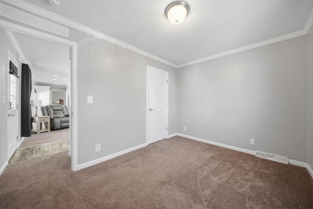 20 Amherst Road, Newmarket, NH 03857