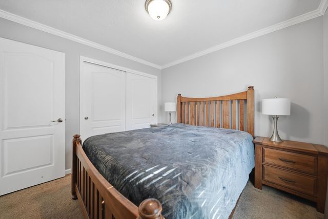20 Amherst Road, Newmarket, NH 03857