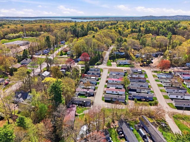 20 Amherst Road, Newmarket, NH 03857