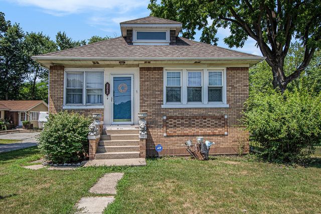 2862 Willowdale Road, Portage, IN 46368
