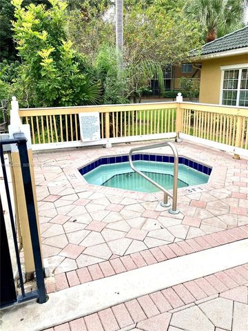 3985 W Mcnab Rd A310, Pompano Beach, FL 33069