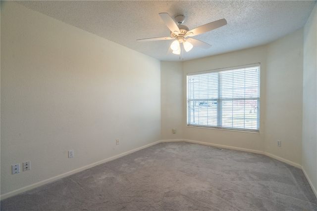 3900 Deer Valley Drive B, Marion, IA 52302