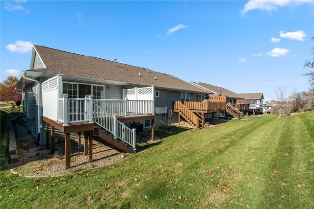 3900 Deer Valley Drive B, Marion, IA 52302