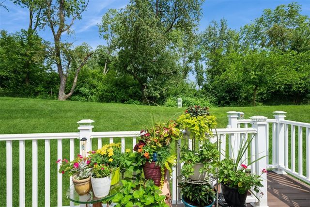 3900 Deer Valley Drive B, Marion, IA 52302